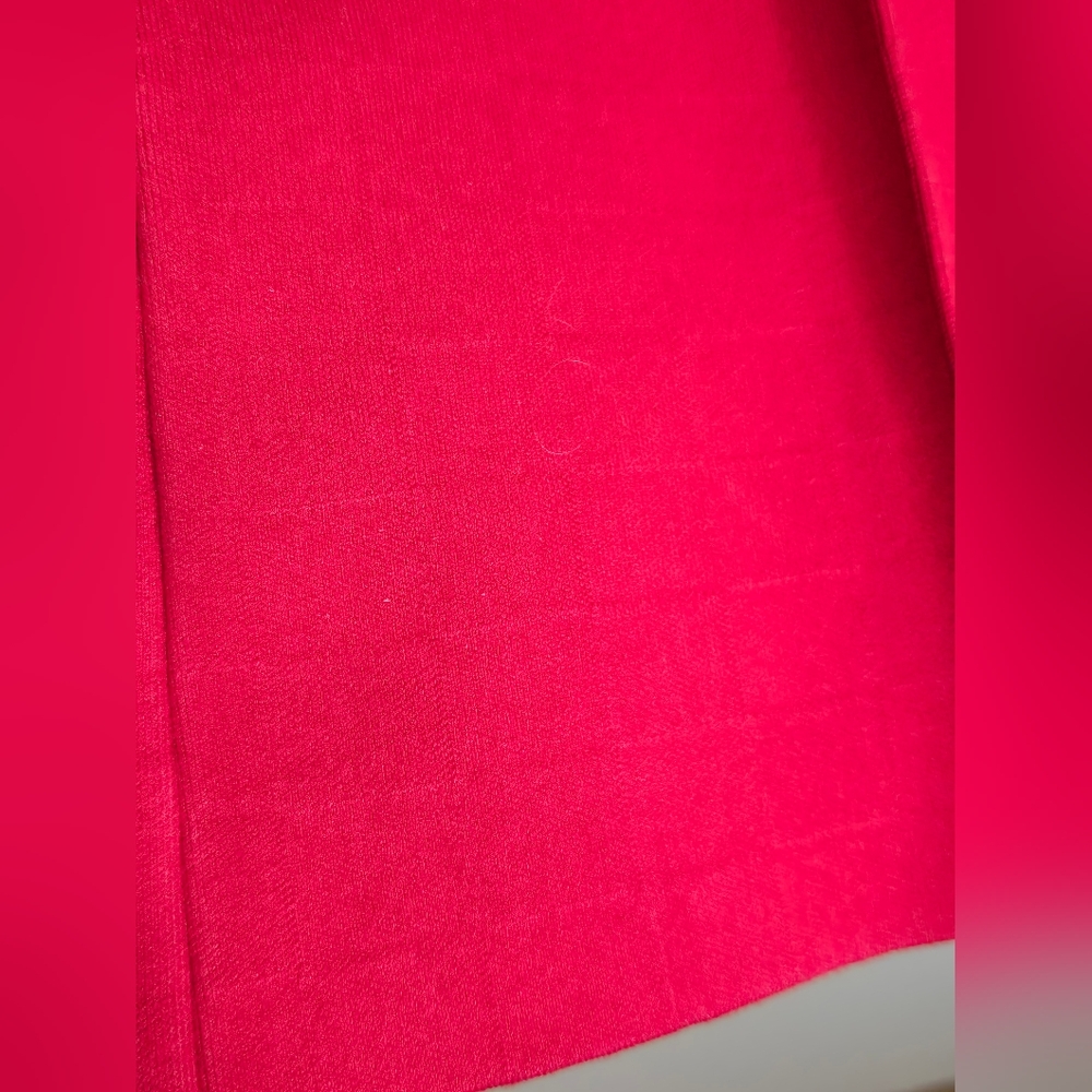 Women’s Red Cropped Stretch Pants - Picture 10 of 16